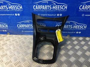 Gebruikte Middenconsoles Ford B-Max (JK8) 1.0 EcoBoost 12V 120 Prijs € 30,00 Margeregeling aangeboden door Carparts Heesch