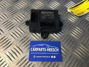 Gebruikte Deur module Ford B-Max (JK8) 1.0 EcoBoost 12V 120 Prijs € 30,00 Margeregeling aangeboden door Carparts Heesch