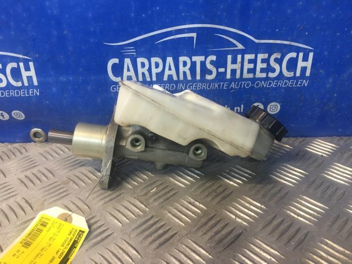 Gebruikte Hoofdremcilinder Ford Focus 2 Wagon 1.8 16V Prijs € 25,00 Margeregeling aangeboden door Carparts Heesch