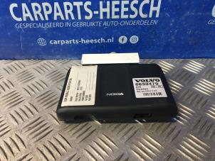 Gebruikte Module Telefoon Volvo V70 (SW) 2.4 T 20V Prijs € 30,00 Margeregeling aangeboden door Carparts Heesch