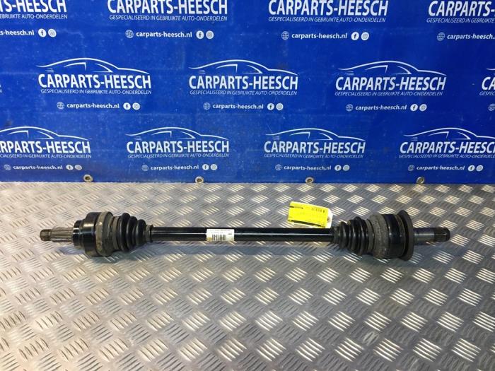 Gebruikte Aandrijfas rechts-achter BMW 1 serie (F20) 116i 1.6 16V Prijs € 35,00 Margeregeling aangeboden door Carparts Heesch