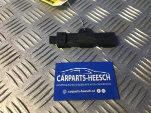 Gebruikte Keyless entry antenne BMW 1 serie (F20) 116i 1.6 16V Prijs € 20,00 Margeregeling aangeboden door Carparts Heesch