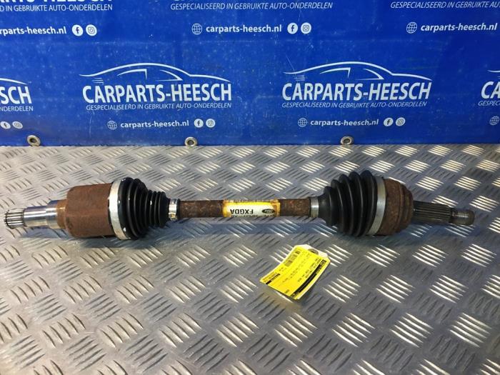 Gebruikte Steekas links-voor Ford Transit Courier 1.0 Ti-VCT EcoBoost 12V Prijs € 65,00 Margeregeling aangeboden door Carparts Heesch