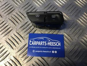 Gebruikte Schakelaar (diversen) Ford C-Max (DXA) 1.0 Ti-VCT EcoBoost 12V 125 Prijs € 15,75 Margeregeling aangeboden door Carparts Heesch