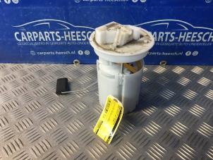 Gebruikte Brandstofpomp Elektrisch Ford Fiesta 6 (JA8) 1.0 EcoBoost 12V 100 Prijs € 40,00 Margeregeling aangeboden door Carparts Heesch