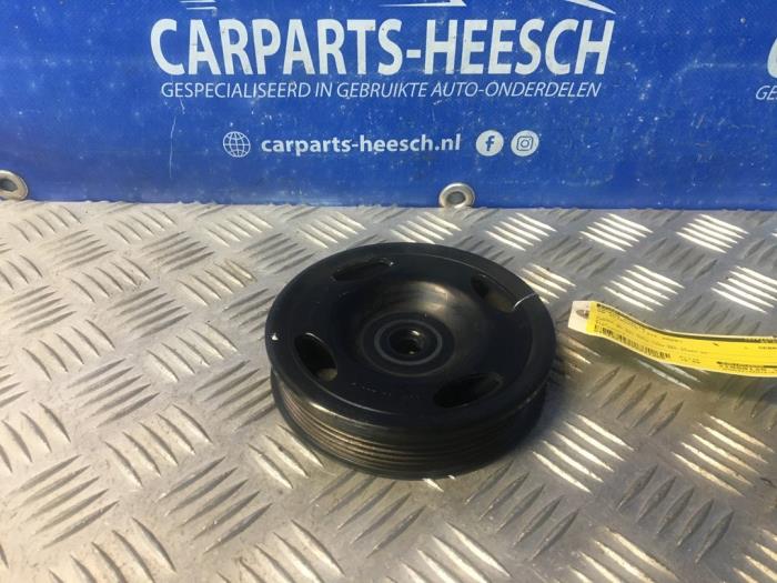 Gebruikte Poelie Krukas Volkswagen Scirocco (137/13AD) 1.4 TSI 160 16V Prijs € 15,00 Margeregeling aangeboden door Carparts Heesch