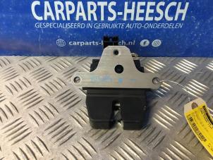 Gebruikte Slotmechaniek Achterklep Ford Focus 3 1.6 EcoBoost 16V 150 Prijs € 30,00 Margeregeling aangeboden door Carparts Heesch