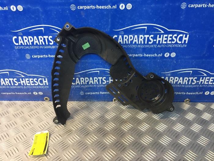 Distributiedeksel van een Ford B-Max (JK8) 1.0 EcoBoost 12V 100 2014