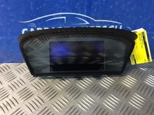 Gebruikte Display Interieur BMW 3 serie (E90) 320i 16V Prijs € 150,00 Margeregeling aangeboden door Carparts Heesch