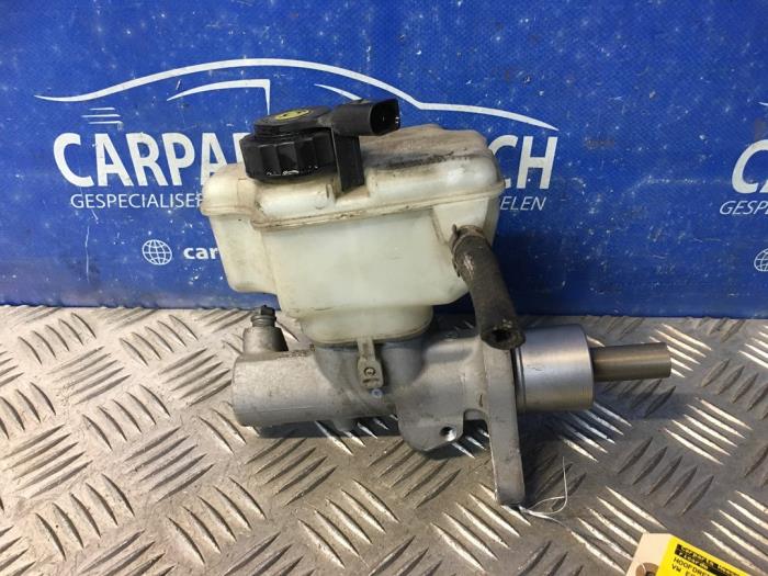 Gebruikte Hoofdremcilinder Volkswagen Eos (1F7/F8) 2.0 TFSI 16V Prijs € 20,00 Margeregeling aangeboden door Carparts Heesch