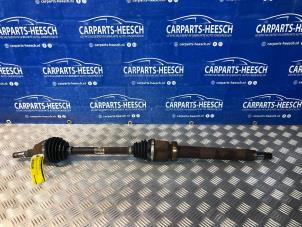 Gebruikte Steekas rechts-voor Ford Grand C-Max (DXA) Prijs € 75,00 Margeregeling aangeboden door Carparts Heesch