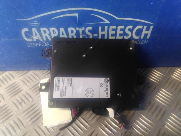 Gebruikte Bluetooth module Volkswagen Scirocco (137/13AD) 2.0 TSI 16V Prijs € 100,00 Margeregeling aangeboden door Carparts Heesch