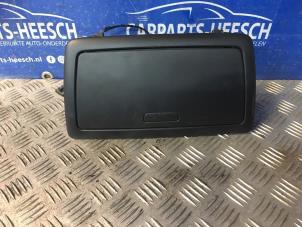 Gebruikte Opbergvak BMW 1 serie (E87/87N) 118i 16V Prijs € 25,00 Margeregeling aangeboden door Carparts Heesch