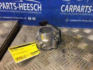 Gebruikte Gasklephuis Ford Fiesta 6 (JA8) 1.0 SCI 12V 80 Prijs € 25,00 Margeregeling aangeboden door Carparts Heesch