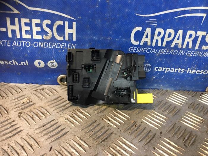 Gebruikte Computer Diversen Opel Vectra Prijs € 25,00 Margeregeling aangeboden door Carparts Heesch