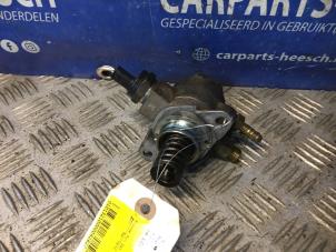 Gebruikte Hogedrukpomp Volkswagen Eos (1F7/F8) 1.4 TSI 16V Prijs € 75,00 Margeregeling aangeboden door Carparts Heesch