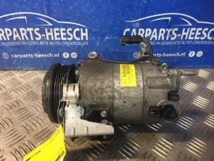 Gebruikte Pomp Airco Ford Tourneo Courier (JU2) 1.0 Ti-VCT EcoBoost 12V Prijs € 65,00 Margeregeling aangeboden door Carparts Heesch
