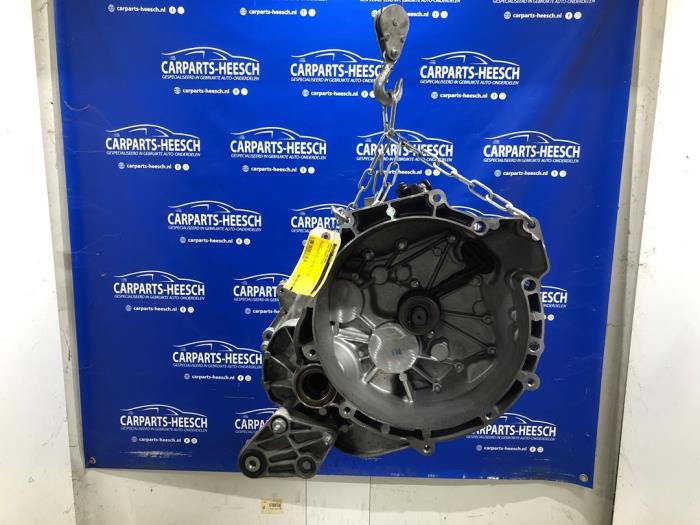 Gebruikte Versnellingsbak Ford Focus Prijs € 600,00 Margeregeling aangeboden door Carparts Heesch