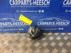 Gebruikte Gasklephuis Ford Focus 3 Wagon 1.0 Ti-VCT EcoBoost 12V 100 Prijs € 25,00 Margeregeling aangeboden door Carparts Heesch