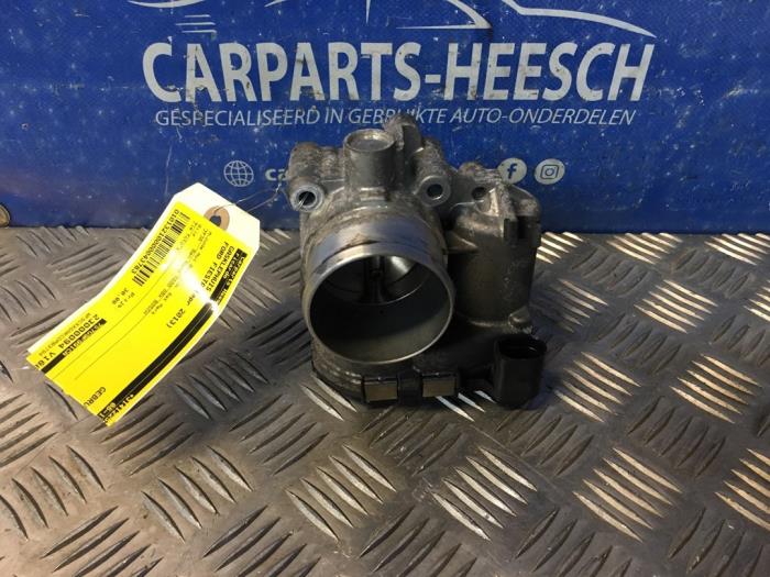 Gebruikte Gasklephuis Ford Fiesta 6 ST 1.6 ST 16V Prijs € 25,00 Margeregeling aangeboden door Carparts Heesch