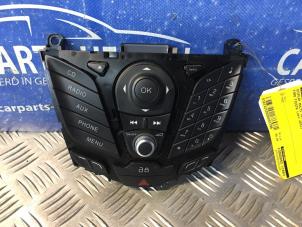 Gebruikte Display Multi Media regelunit Ford Fiesta 6 (JA8) 1.0 Ti-VCT 12V 65 Prijs € 50,00 Margeregeling aangeboden door Carparts Heesch