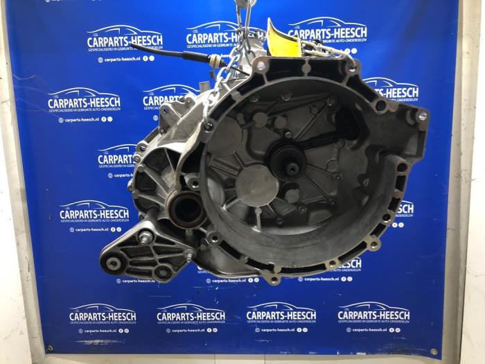 Gebruikte Versnellingsbak Ford Focus 3 Wagon 1.5 EcoBoost 16V 150 Prijs € 600,00 Margeregeling aangeboden door Carparts Heesch