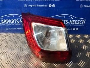 Gebruikte Achterlicht links Ford Grand C-Max (DXA) Prijs € 52,50 Margeregeling aangeboden door Carparts Heesch