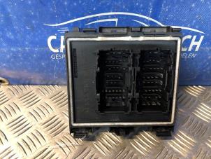 Gebruikte Zekeringkast Ford Fiesta 7 1.1 Ti-VCT 12V 85 Prijs € 60,00 Margeregeling aangeboden door Carparts Heesch