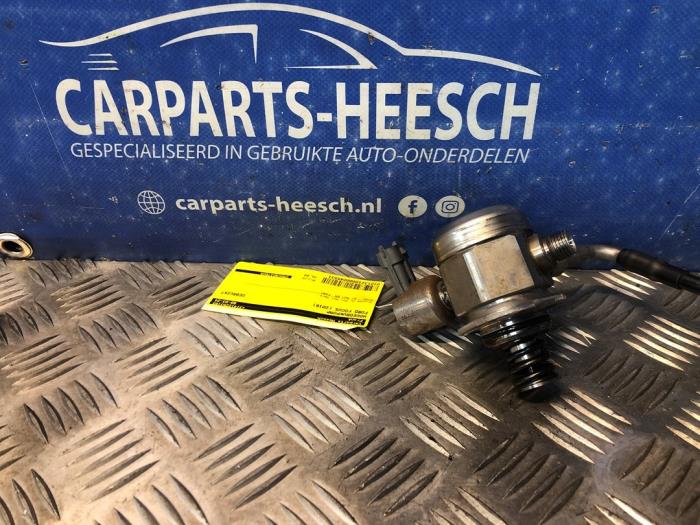 Gebruikte Hogedrukpomp Ford Focus 3 Wagon 1.0 Ti-VCT EcoBoost 12V 125 Prijs € 65,00 Margeregeling aangeboden door Carparts Heesch