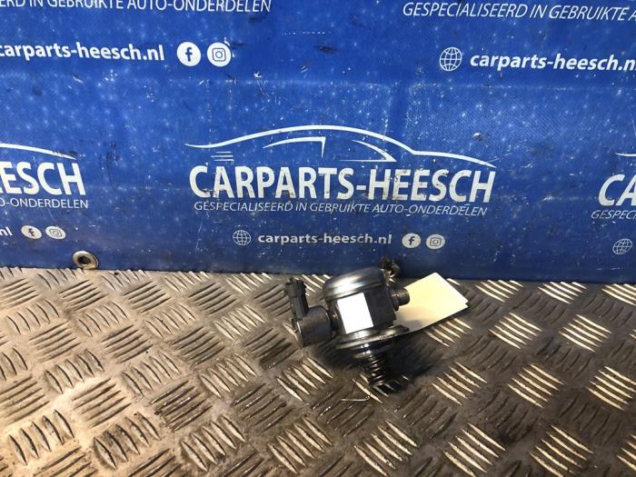 Gebruikte Hogedrukpomp Ford Fiesta 6 (JA8) 1.0 EcoBoost 12V 100 Prijs € 75,00 Margeregeling aangeboden door Carparts Heesch
