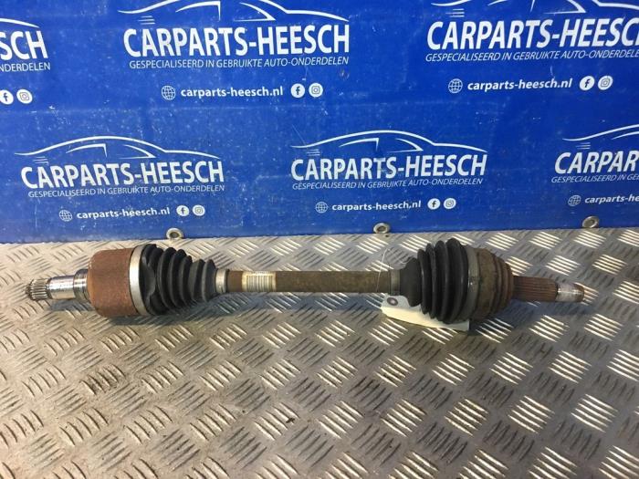 Usados Steekas links-voor Ford Fiesta 6 (JA8) 1.0 EcoBoost 12V 125 Precio de solicitud ofrecido por Carparts Heesch