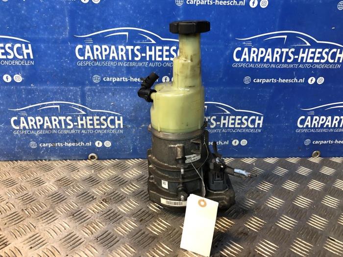 Gebruikte Servopomp Ford S-Max (GBW) 1.6 EcoBoost 16V Prijs € 200,00 Margeregeling aangeboden door Carparts Heesch