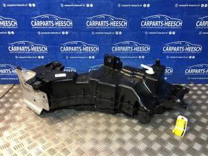 Gebruikte Adblue tank Ford Transit Connect (PJ2) 1.5 EcoBlue Prijs € 250,00 Margeregeling aangeboden door Carparts Heesch