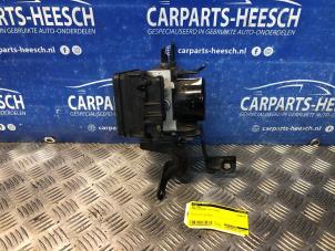 Gebruikte ABS Pomp Ford EcoSport (JK8) 1.0 EcoBoost 12V 125 Prijs € 250,00 Margeregeling aangeboden door Carparts Heesch