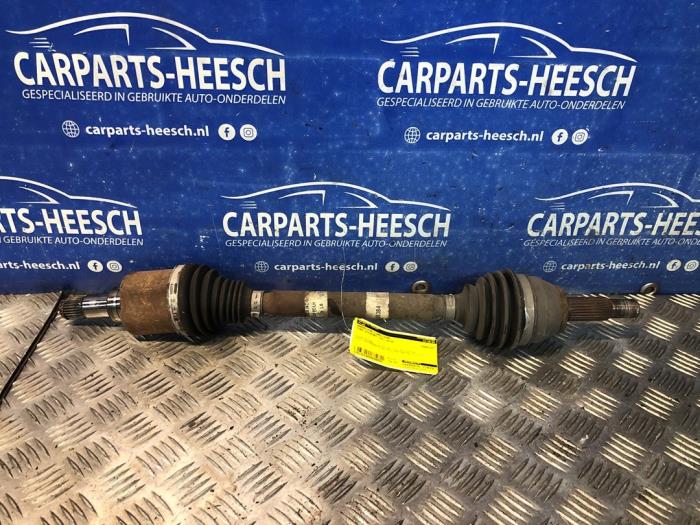 Gebruikte Steekas links-voor Ford EcoSport (JK8) 1.0 EcoBoost 12V 125 Prijs € 100,00 Margeregeling aangeboden door Carparts Heesch