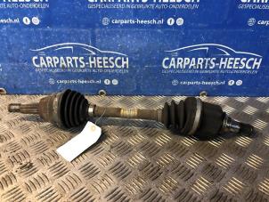 Gebruikte Homokineetas links-voor Ford Fiesta 6 (JA8) 1.0 EcoBoost 12V 100 Prijs € 75,00 Margeregeling aangeboden door Carparts Heesch