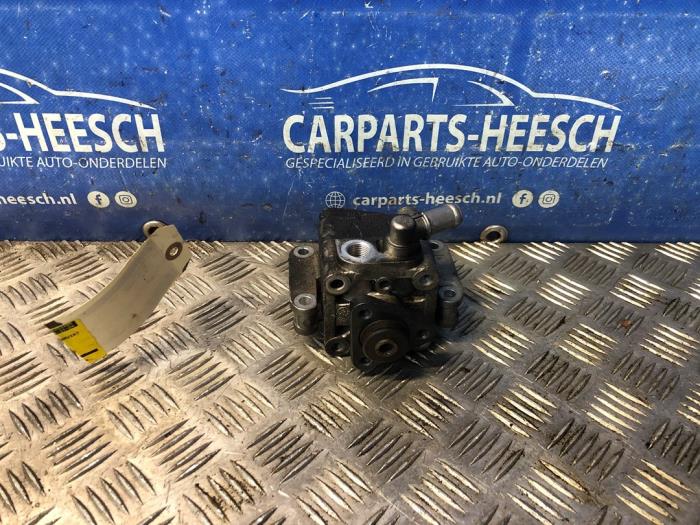 Gebruikte Servopomp BMW 1 serie (E87/87N) 116i 1.6 16V Prijs € 50,00 Margeregeling aangeboden door Carparts Heesch