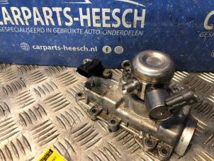 Gebruikte Hogedrukpomp Volvo V40 (MV) 1.6 T2 GTDi 16V Prijs € 100,00 Margeregeling aangeboden door Carparts Heesch