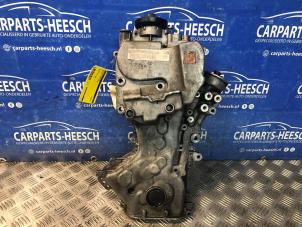 Gebruikte Distributiedeksel Volkswagen Golf Plus (5M1/1KP) 1.4 TSI 160 16V Prijs € 125,00 Margeregeling aangeboden door Carparts Heesch