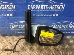 Gebruikte Buitenspiegel rechts Ford Grand C-Max (DXA) 1.6 EcoBoost 16V Prijs € 125,00 Margeregeling aangeboden door Carparts Heesch