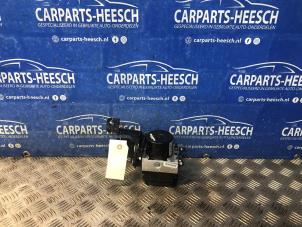 Gebruikte ABS Pomp Ford EcoSport (JK8) 1.0 EcoBoost 12V 125 Prijs € 200,00 Margeregeling aangeboden door Carparts Heesch