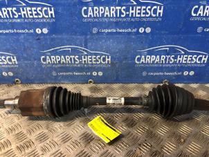 Gebruikte Cardanas links-voor (VWA) BMW X6 (E71/72) xDrive35d 3.0 24V Prijs € 135,00 Margeregeling aangeboden door Carparts Heesch