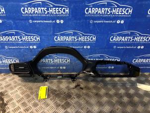 Gebruikte Dashboardlijst Ford Fiesta 7 1.0 EcoBoost 12V 100 Prijs € 50,00 Margeregeling aangeboden door Carparts Heesch