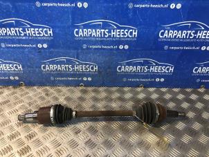 Gebruikte Steekas links-voor Ford Ka+ 1.2 Ti-VCT Prijs € 65,00 Margeregeling aangeboden door Carparts Heesch