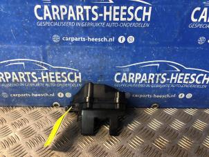 Gebruikte Vacuum tank Ford Focus 3 Wagon 1.5 EcoBoost 16V 150 Prijs € 35,00 Margeregeling aangeboden door Carparts Heesch