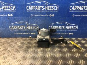 ABS Pomp van een Ford Focus 3 Wagon 1.5 EcoBoost 16V 150 2018