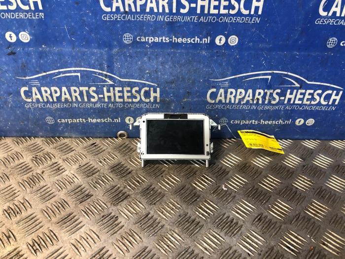 Gebruikte Display Interieur Ford Fiesta 6 (JA8) 1.0 EcoBoost 12V 125 Prijs € 250,00 Margeregeling aangeboden door Carparts Heesch