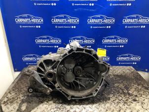 Gebruikte Versnellingsbak Ford Kuga II (DM2) 1.6 EcoBoost 16V 4x4 Prijs € 500,00 Margeregeling aangeboden door Carparts Heesch