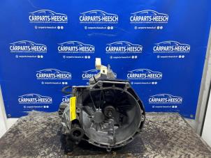 Gebruikte Versnellingsbak Ford Fiesta 6 (JA8) 1.0 EcoBoost 12V 100 Prijs € 400,00 Margeregeling aangeboden door Carparts Heesch