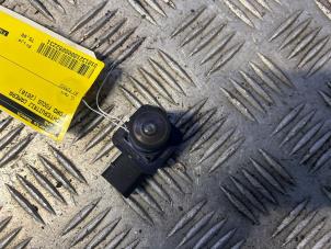 Gebruikte Camera achteruitrijden Ford Focus 3 Wagon 1.0 Ti-VCT EcoBoost 12V 125 Prijs € 75,00 Margeregeling aangeboden door Carparts Heesch